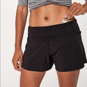 Lululemon Run Times Short 4" - Size 6